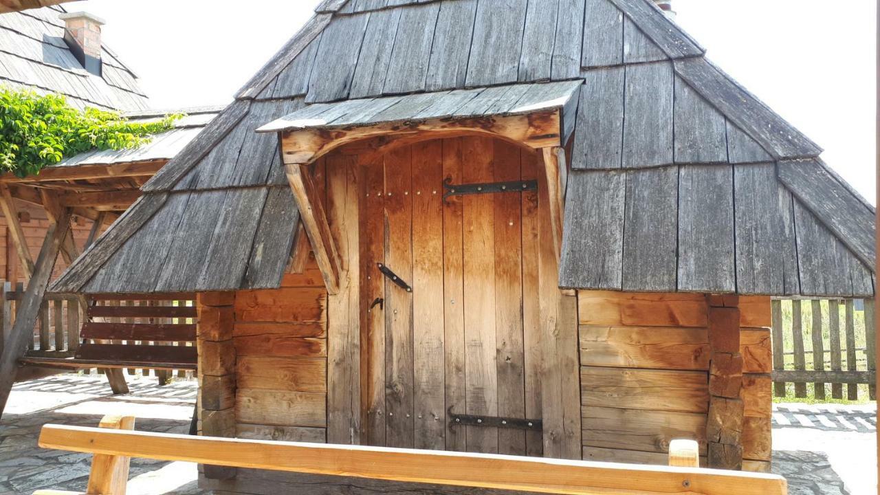 Bed and Breakfast Konoba Ognjiste Sokolac  Экстерьер фото