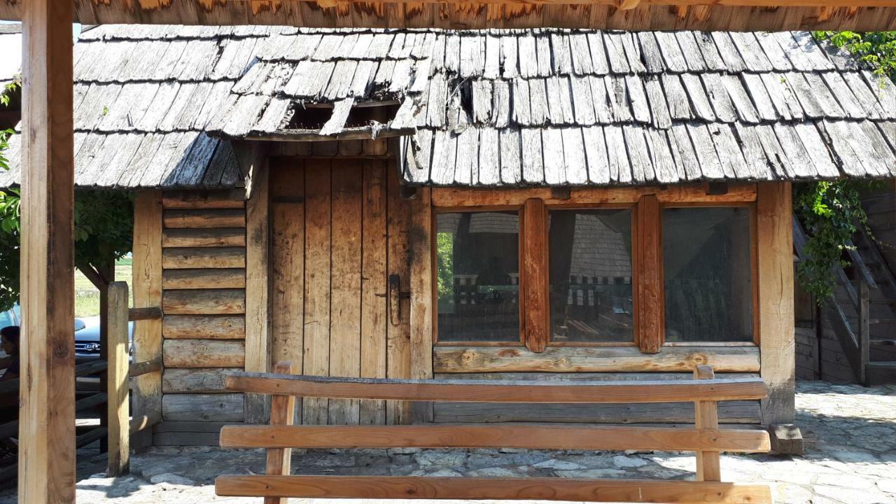 Bed and Breakfast Konoba Ognjiste Sokolac  Экстерьер фото