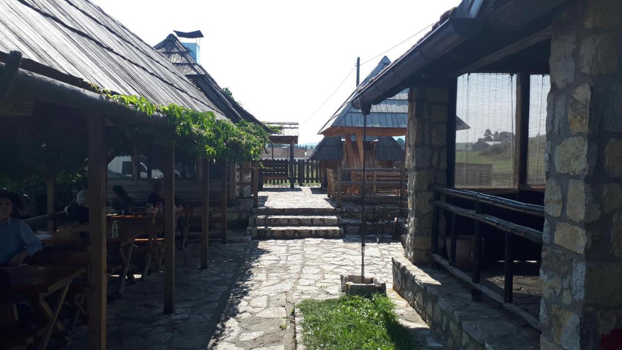 Bed and Breakfast Konoba Ognjiste Sokolac  Экстерьер фото